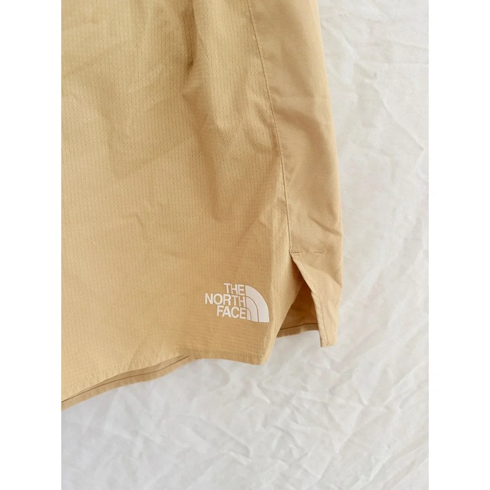 The North Face Lightrange Shorts Mens Tan Perforated Running Athletic Medium